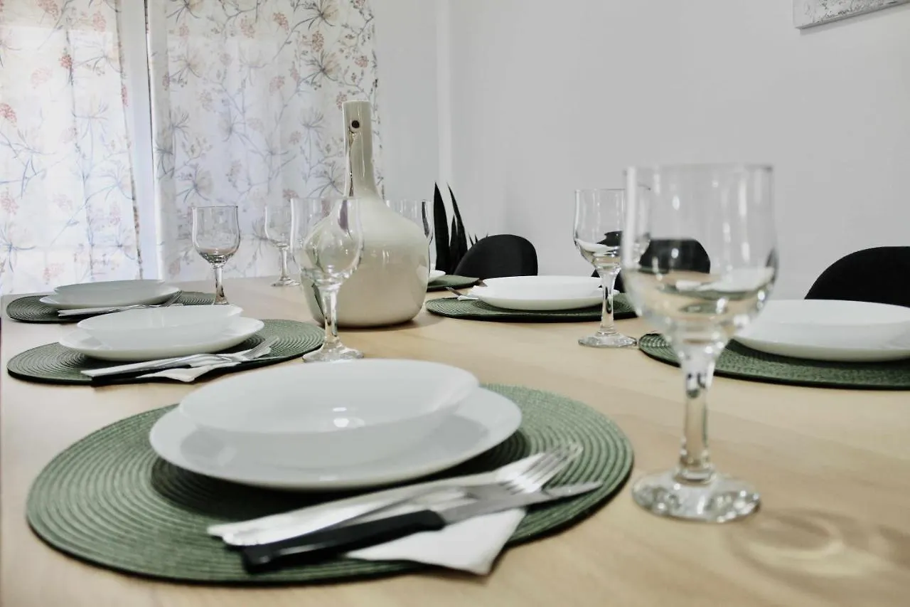 Apartamento De 3 Dorm En Pleno Centro De Nerja Spanien